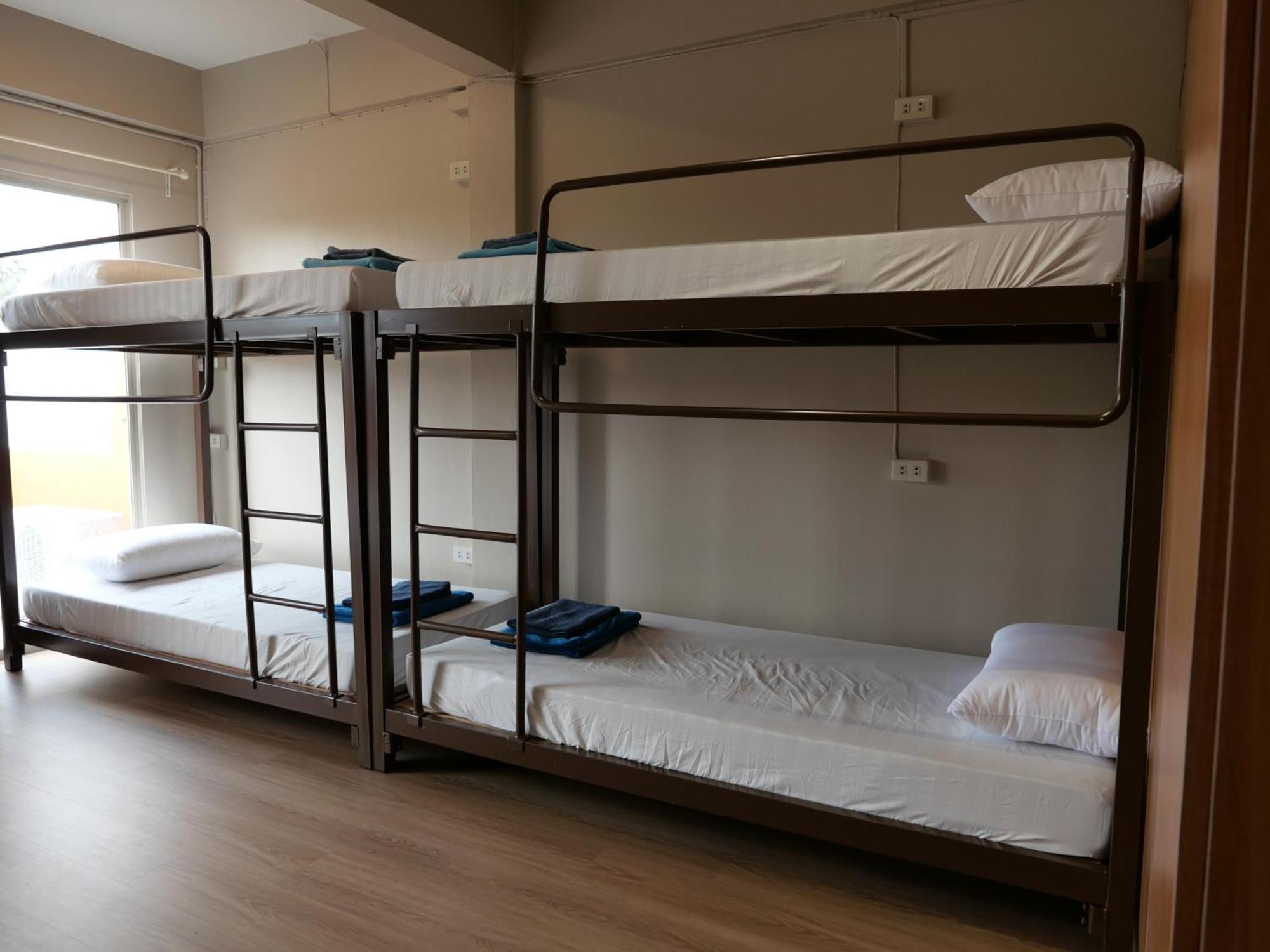 Alice Hostel Bangsaen Exterior foto