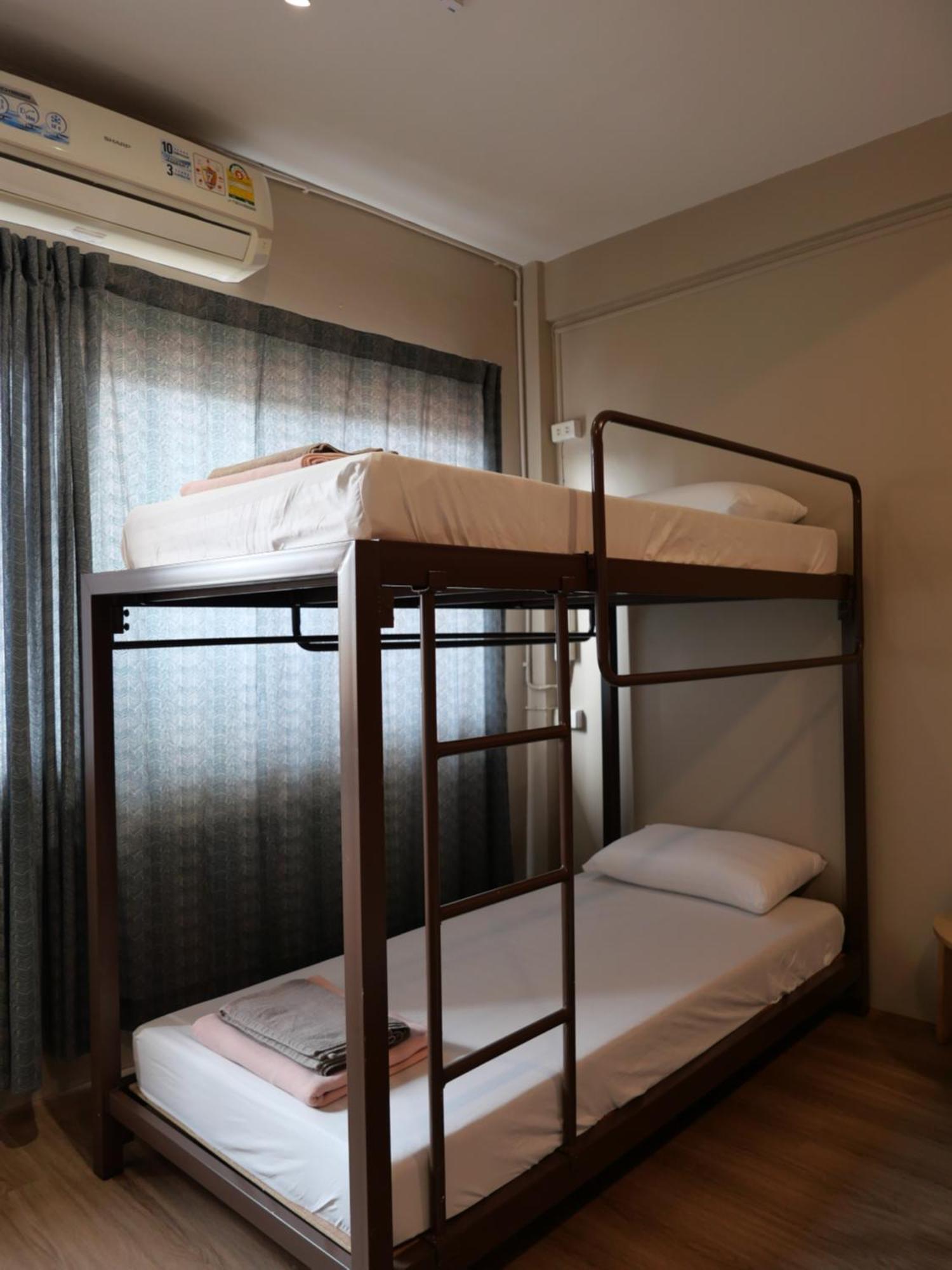 Alice Hostel Bangsaen Exterior foto