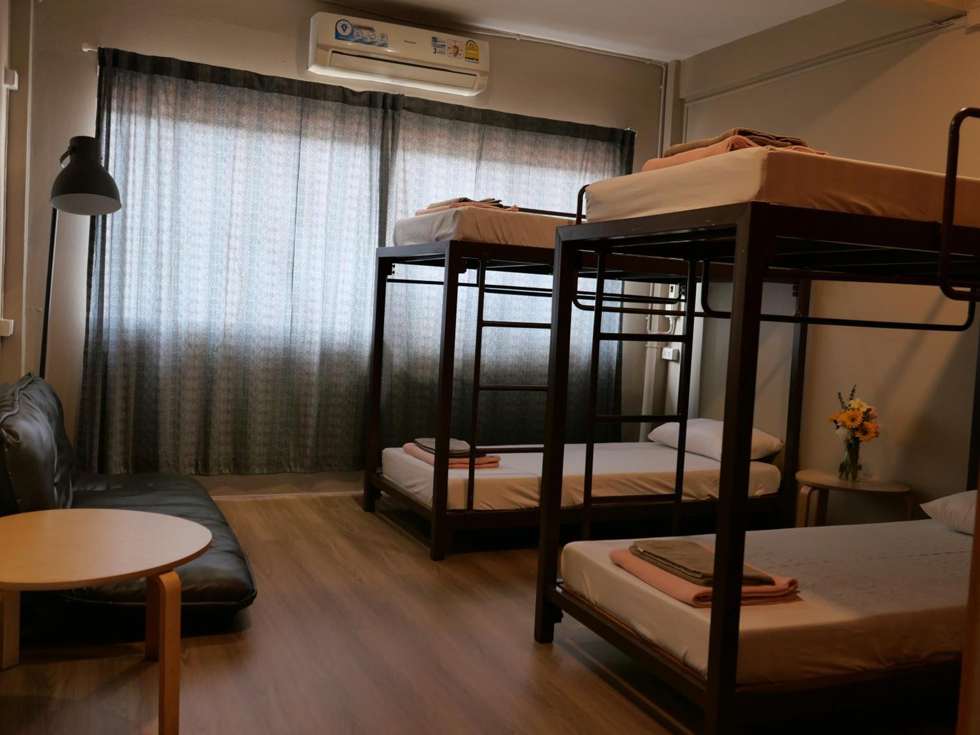 Alice Hostel Bangsaen Exterior foto
